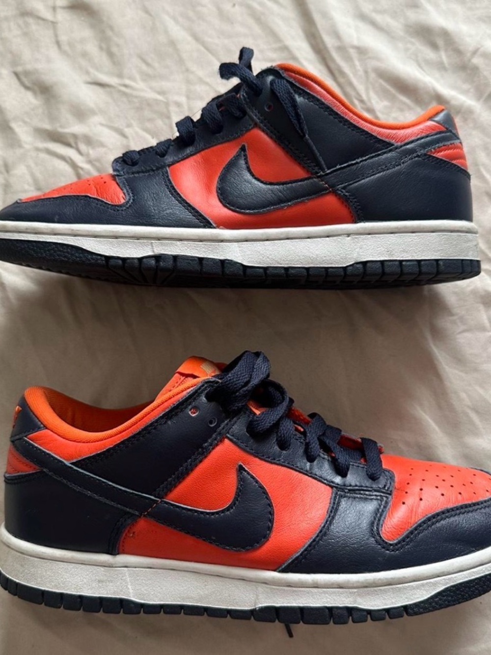 Nike Low-Top Sneakers in Orange and Navy